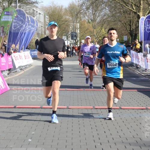 12.04.2026 - 45. Internationalen Wilhelmsburger Insellauf Strokosch-Dieckow http://msf.ph/oto/9454961 12.04.2026 10:30:38 Ziel 3845, 5052, 4275, 4748, 4749 meine-sportfotos.de