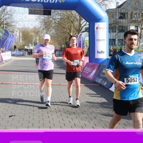 12.04.2026 - 45. Internationalen Wilhelmsburger Insellauf Strokosch-Dieckow http://msf.ph/oto/9455028 12.04.2026 10:30:41 Ziel 5052, 4275, 4748, 4749, 3081, 3958 meine-sportfotos.de