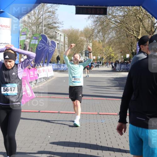 12.04.2026 - 45. Internationalen Wilhelmsburger Insellauf Strokosch-Dieckow http://msf.ph/oto/9455266 12.04.2026 10:43:49 Ziel 2039 meine-sportfotos.de