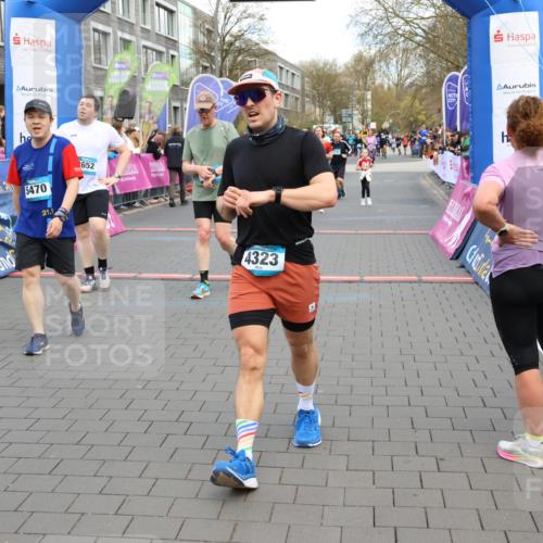12.04.2026 - 45. Internationalen Wilhelmsburger Insellauf Strokosch-Dieckow http://msf.ph/oto/9455276 12.04.2026 13:03:51 Ziel 5470, 4743, 4323, 3962, 3652, 2642, 4780, 5063 meine-sportfotos.de