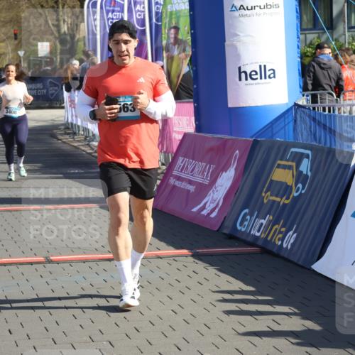 12.04.2026 - 45. Internationalen Wilhelmsburger Insellauf Strokosch-Dieckow http://msf.ph/oto/9456010 12.04.2026 10:45:21 Ziel 5341, 5435, 5563, 2075, 2810, 3408, 4739, 3416 meine-sportfotos.de