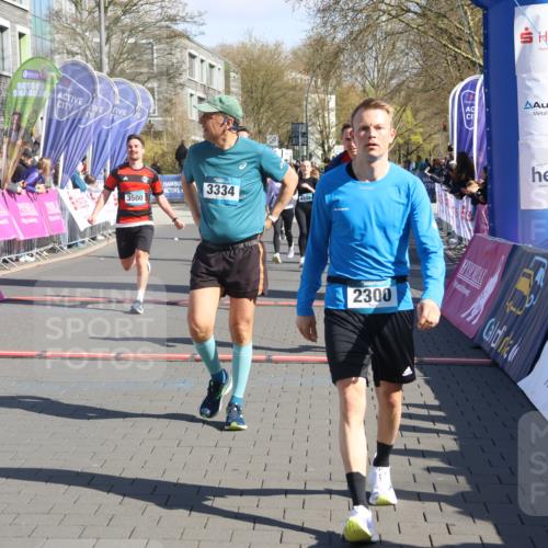 12.04.2026 - 45. Internationalen Wilhelmsburger Insellauf Strokosch-Dieckow http://msf.ph/oto/9456323 12.04.2026 10:45:48 Ziel 4958, 3500, 4928, 4333, 2301, 2995 meine-sportfotos.de