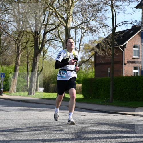 12.04.2026 - 45. Internationalen Wilhelmsburger Insellauf J. Mangold http://msf.ph/oto/9456379 12.04.2026 10:29:50 Ziel 3542, 4511, 5459, 4670, 4904, 4904, 5534, 3845, 5052, 4275, 4748, 4749, 3081, 3958, 4340, 2317, 5841, 5236 meine-sportfotos.de