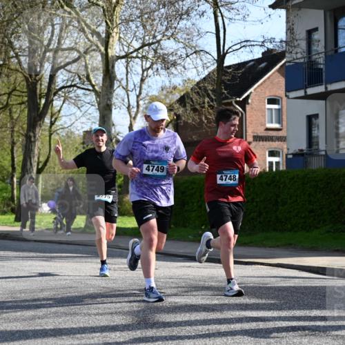12.04.2026 - 45. Internationalen Wilhelmsburger Insellauf J. Mangold http://msf.ph/oto/9456448 12.04.2026 10:30:14 Ziel 4904, 5534, 3845, 5052, 4275, 4748, 4749, 3081, 3958, 4340, 2317, 5841, 5236, 5841, 5236, 4713, 2323, 4787, 3095, 3016 meine-sportfotos.de