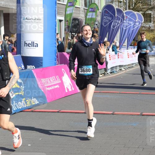 12.04.2026 - 45. Internationalen Wilhelmsburger Insellauf Strokosch-Dieckow http://msf.ph/oto/9456457 12.04.2026 10:46:03 Ziel 3337, 3680, 5325, 3653, 4139, 4531, 5694 meine-sportfotos.de