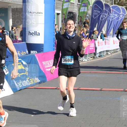 12.04.2026 - 45. Internationalen Wilhelmsburger Insellauf Strokosch-Dieckow http://msf.ph/oto/9456491 12.04.2026 10:46:03 Ziel 3337, 3680, 5325, 3653, 4139, 4531, 5694 meine-sportfotos.de