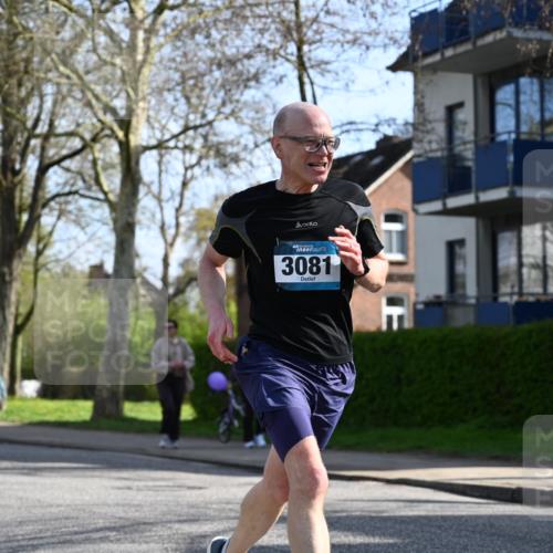 12.04.2026 - 45. Internationalen Wilhelmsburger Insellauf J. Mangold http://msf.ph/oto/9456496 12.04.2026 10:30:19 Ziel 3845, 5052, 4275, 4748, 4749, 3081, 3958, 4340, 2317, 5841, 5236, 4713, 4713, 2323, 4787, 4787, 3095, 3016, 2831, 5811 meine-sportfotos.de