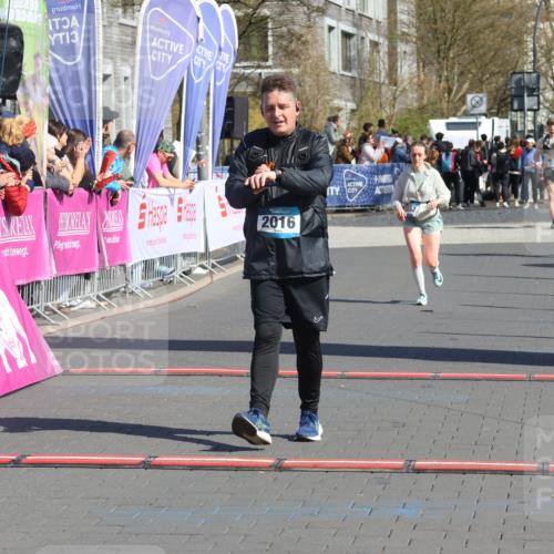 12.04.2026 - 45. Internationalen Wilhelmsburger Insellauf Strokosch-Dieckow http://msf.ph/oto/9456596 12.04.2026 11:03:10 Ziel 3878, 2016, 3052 meine-sportfotos.de