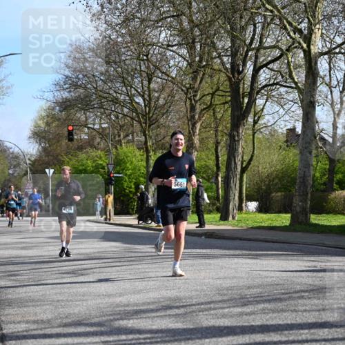 12.04.2026 - 45. Internationalen Wilhelmsburger Insellauf J. Mangold http://msf.ph/oto/9456656 12.04.2026 10:31:01 Ziel 3016, 2831, 5811, 2325, 5661, 4766, 4329, 4212, 5526, 2284, 3584, 3619, 3634, 2780, 5653, 3706 meine-sportfotos.de