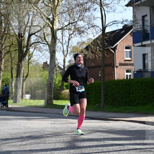 12.04.2026 - 45. Internationalen Wilhelmsburger Insellauf J. Mangold http://msf.ph/oto/9456723 12.04.2026 10:31:17 Ziel 4766, 4329, 4212, 5526, 2284, 3584, 3619, 3634, 2780, 5653, 3706, 2377, 4791 meine-sportfotos.de