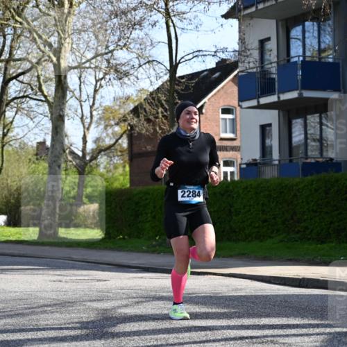 12.04.2026 - 45. Internationalen Wilhelmsburger Insellauf J. Mangold http://msf.ph/oto/9456731 12.04.2026 10:31:17 Ziel 4766, 4329, 4212, 5526, 2284, 3584, 3619, 3634, 2780, 5653, 3706, 2377, 4791 meine-sportfotos.de