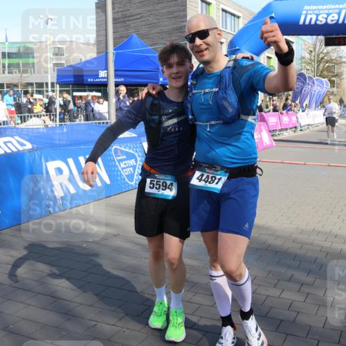 12.04.2026 - 45. Internationalen Wilhelmsburger Insellauf Strokosch-Dieckow http://msf.ph/oto/9456769 12.04.2026 10:46:19 Ziel 5664, 3172, 2691, 3256 meine-sportfotos.de