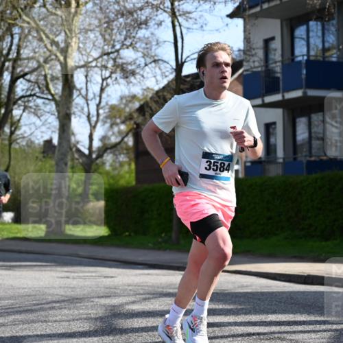 12.04.2026 - 45. Internationalen Wilhelmsburger Insellauf J. Mangold http://msf.ph/oto/9456789 12.04.2026 10:31:28 Ziel 3584, 3619, 3634, 2780, 5653, 3706, 2377, 4791, 5522, 4844, 3666, 3905 meine-sportfotos.de