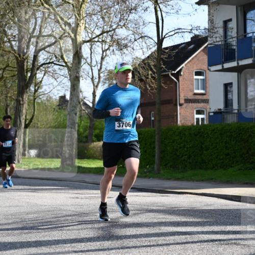 12.04.2026 - 45. Internationalen Wilhelmsburger Insellauf J. Mangold http://msf.ph/oto/9456850 12.04.2026 10:31:36 Ziel 3619, 3634, 2780, 5653, 3706, 2377, 4791, 5522, 4844, 3666, 3905, 5449 meine-sportfotos.de