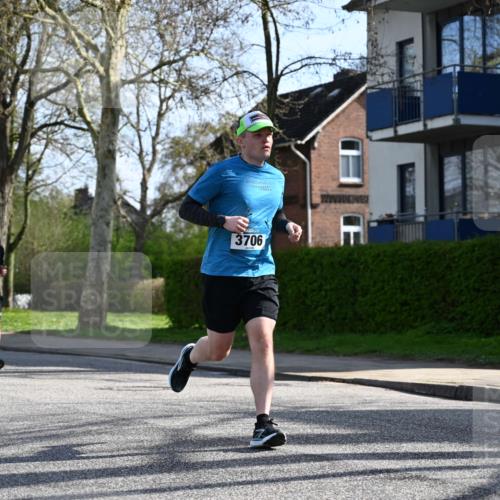 12.04.2026 - 45. Internationalen Wilhelmsburger Insellauf J. Mangold http://msf.ph/oto/9456852 12.04.2026 10:31:36 Ziel 3619, 3634, 2780, 5653, 3706, 2377, 4791, 5522, 4844, 3666, 3905, 5449 meine-sportfotos.de