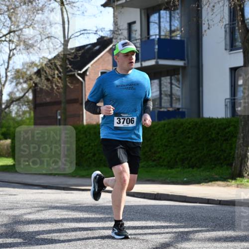 12.04.2026 - 45. Internationalen Wilhelmsburger Insellauf J. Mangold http://msf.ph/oto/9456859 12.04.2026 10:31:37 Ziel 3634, 2780, 5653, 3706, 2377, 4791, 4791, 5522, 4844, 4844, 3666, 3905, 5449, 4554 meine-sportfotos.de