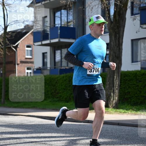 12.04.2026 - 45. Internationalen Wilhelmsburger Insellauf J. Mangold http://msf.ph/oto/9456865 12.04.2026 10:31:37 Ziel 3634, 2780, 5653, 3706, 2377, 4791, 4791, 5522, 4844, 4844, 3666, 3905, 5449, 4554 meine-sportfotos.de