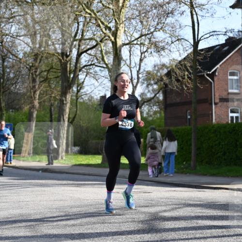 12.04.2026 - 45. Internationalen Wilhelmsburger Insellauf J. Mangold http://msf.ph/oto/9456997 12.04.2026 10:32:21 Ziel 4554, 4378, 3675, 3876, 3506, 4370, 3983, 3114, 4150, 3296, 3323, 5639, 2071, 3014, 5623, 3708 meine-sportfotos.de