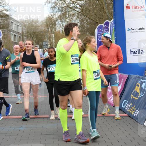12.04.2026 - 45. Internationalen Wilhelmsburger Insellauf Strokosch-Dieckow http://msf.ph/oto/9457035 12.04.2026 13:02:46 Ziel 5181, 5117 meine-sportfotos.de