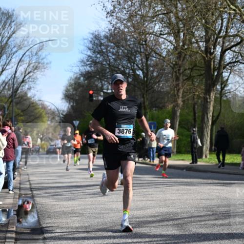 12.04.2026 - 45. Internationalen Wilhelmsburger Insellauf J. Mangold http://msf.ph/oto/9457055 12.04.2026 10:32:28 Ziel 4378, 3675, 3876, 3506, 4370, 3983, 3114, 4150, 3296, 3323, 5639, 2071, 3014, 5623, 3708, 4322, 3327, 5764 meine-sportfotos.de