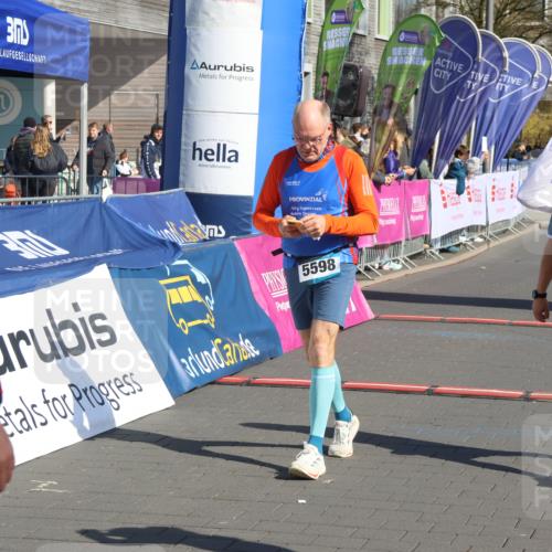 12.04.2026 - 45. Internationalen Wilhelmsburger Insellauf Strokosch-Dieckow http://msf.ph/oto/9457143 12.04.2026 10:46:45 Ziel 3480, 5050, 5598 meine-sportfotos.de