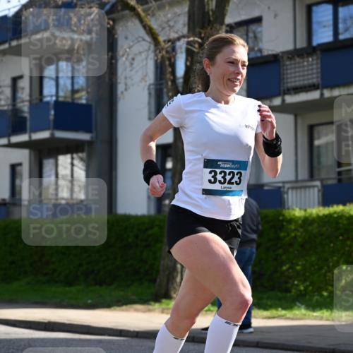 12.04.2026 - 45. Internationalen Wilhelmsburger Insellauf J. Mangold http://msf.ph/oto/9457201 12.04.2026 10:32:40 Ziel 4370, 3983, 3114, 4150, 3296, 3323, 5639, 2071, 3014, 5623, 3708, 4322, 3327, 5764, 5764, 2892 meine-sportfotos.de