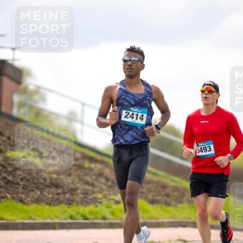 12.04.2026 - 45. Internationalen Wilhelmsburger Insellauf Michael Strokosch http://msf.ph/oto/9457369 12.04.2026 12:36:26 Laufen 2414, 5493 meine-sportfotos.de