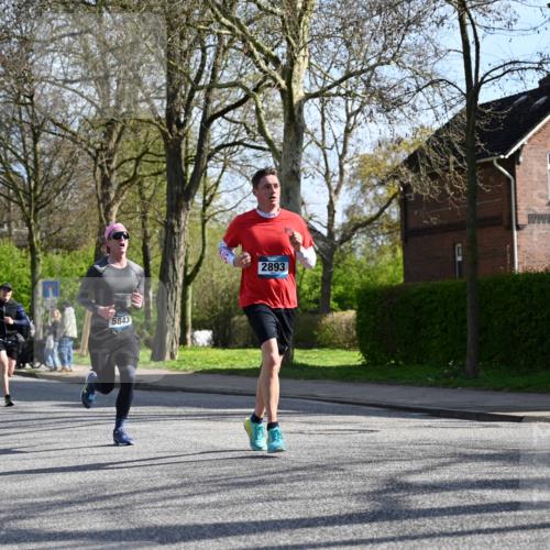 12.04.2026 - 45. Internationalen Wilhelmsburger Insellauf J. Mangold http://msf.ph/oto/9457491 12.04.2026 10:33:26 Ziel 5821, 4738, 2893, 5843, 3447, 4441, 4945, 4945, 4043, 2632, 2504, 4196, 5238, 5239, 5294, 3841, 3605, 2547, 3424, 3924 meine-sportfotos.de