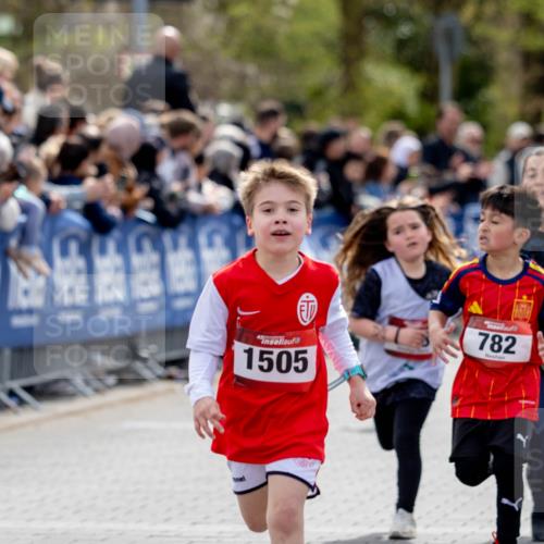 12.04.2026 - 45. Internationalen Wilhelmsburger Insellauf Michael Strokosch http://msf.ph/oto/9457496 12.04.2026 14:08:43 Laufen 1505, 782 meine-sportfotos.de