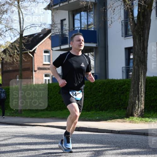 12.04.2026 - 45. Internationalen Wilhelmsburger Insellauf J. Mangold http://msf.ph/oto/9457599 12.04.2026 10:33:32 Ziel 5821, 4738, 2893, 5843, 3447, 4441, 4945, 4043, 2632, 2504, 4196, 5238, 5239, 5294, 3841, 3605, 2547, 3424, 3924, 4493 meine-sportfotos.de