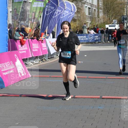 12.04.2026 - 45. Internationalen Wilhelmsburger Insellauf Strokosch-Dieckow http://msf.ph/oto/9457602 12.04.2026 11:04:08 Ziel 2914, 5842 meine-sportfotos.de