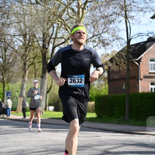 12.04.2026 - 45. Internationalen Wilhelmsburger Insellauf J. Mangold http://msf.ph/oto/9457738 12.04.2026 10:33:44 Ziel 4441, 4945, 4043, 2632, 2504, 4196, 5238, 5239, 5294, 3841, 3605, 2547, 3424, 3924, 4493, 4493, 3945, 3613, 2270 meine-sportfotos.de