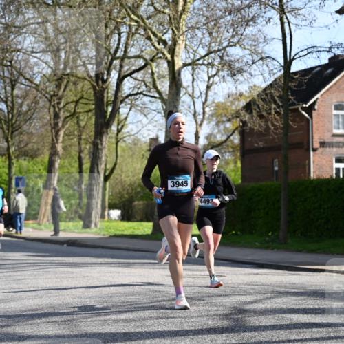 12.04.2026 - 45. Internationalen Wilhelmsburger Insellauf J. Mangold http://msf.ph/oto/9457829 12.04.2026 10:34:11 Ziel 3605, 2547, 3424, 3924, 4493, 3945, 3613, 2270, 4555, 2472, 2559, 3636, 3929, 3929, 5480, 3042, 3065, 2123, 3485, 3133, 4807, 3385, 2402, 2917, 2459, 2488, 2482, 4108 meine-sportfotos.de