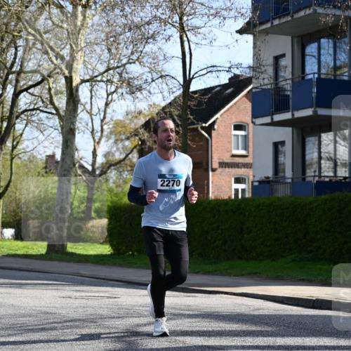 12.04.2026 - 45. Internationalen Wilhelmsburger Insellauf J. Mangold http://msf.ph/oto/9457887 12.04.2026 10:34:19 Ziel 4493, 3945, 3613, 2270, 4555, 2472, 2559, 3636, 3929, 5480, 3042, 3065, 2123, 3485, 3133, 4807, 3385, 2402, 2402, 2917, 2459, 2488, 2482, 4108, 3324, 5492 meine-sportfotos.de