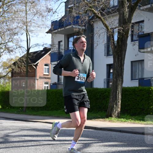 12.04.2026 - 45. Internationalen Wilhelmsburger Insellauf J. Mangold http://msf.ph/oto/9457932 12.04.2026 10:34:25 Ziel 3613, 2270, 4555, 2472, 2559, 3636, 3929, 5480, 3042, 3065, 2123, 3485, 3133, 3133, 4807, 3385, 2402, 2917, 2459, 2488, 2482, 4108, 3324, 5492, 5036, 5048, 2423, 2814, 4000, 5551 meine-sportfotos.de