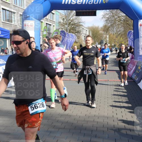 12.04.2026 - 45. Internationalen Wilhelmsburger Insellauf Strokosch-Dieckow http://msf.ph/oto/9457933 12.04.2026 10:47:20 Ziel 3493, 3494, 3010, 3854, 2393, 2845, 3332, 3349, 4297 meine-sportfotos.de