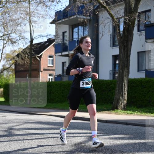 12.04.2026 - 45. Internationalen Wilhelmsburger Insellauf J. Mangold http://msf.ph/oto/9457962 12.04.2026 10:34:30 Ziel 2270, 4555, 2472, 2559, 3636, 3929, 5480, 3042, 3065, 2123, 3485, 3133, 4807, 3385, 2402, 2917, 2459, 2488, 2482, 4108, 3324, 5492, 5036, 5048, 2423, 2814, 4000, 5551, 4109 meine-sportfotos.de