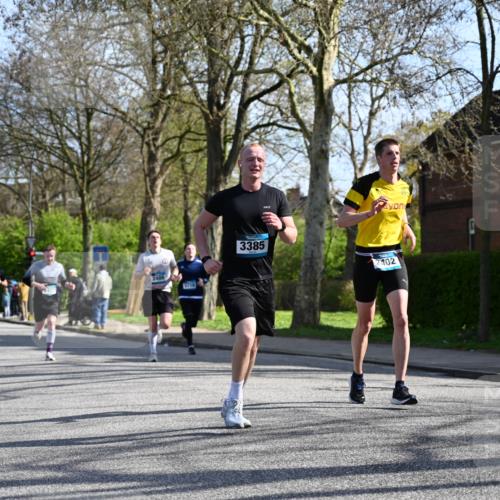 12.04.2026 - 45. Internationalen Wilhelmsburger Insellauf J. Mangold http://msf.ph/oto/9457994 12.04.2026 10:34:41 Ziel 2123, 3485, 3133, 4807, 3385, 2402, 2917, 2459, 2488, 2482, 4108, 3324, 5492, 5036, 5048, 2423, 2814, 4000, 5551, 4109, 4109, 2497, 2583, 3759, 4127 meine-sportfotos.de