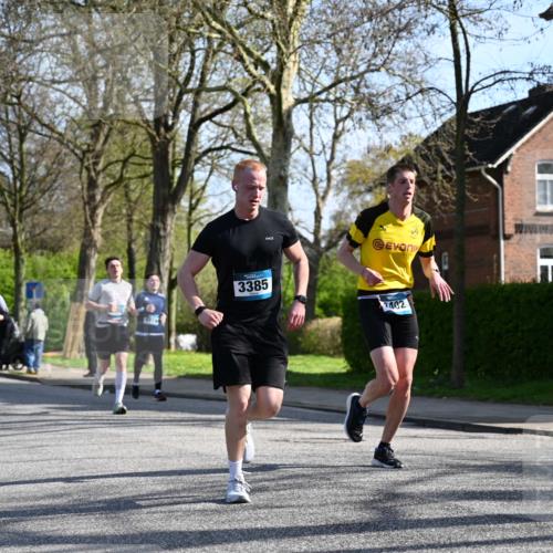 12.04.2026 - 45. Internationalen Wilhelmsburger Insellauf J. Mangold http://msf.ph/oto/9458000 12.04.2026 10:34:41 Ziel 2123, 3485, 3133, 4807, 3385, 2402, 2917, 2459, 2488, 2482, 4108, 3324, 5492, 5036, 5048, 2423, 2814, 4000, 5551, 4109, 4109, 2497, 2583, 3759, 4127 meine-sportfotos.de