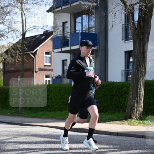 12.04.2026 - 45. Internationalen Wilhelmsburger Insellauf J. Mangold http://msf.ph/oto/9458315 12.04.2026 10:35:49 Ziel 4521, 5731, 5950, 5042, 4050, 5589, 3084, 3516, 3221, 2192, 3731, 4118, 4190, 4439, 4172, 4030, 5291, 2446 meine-sportfotos.de