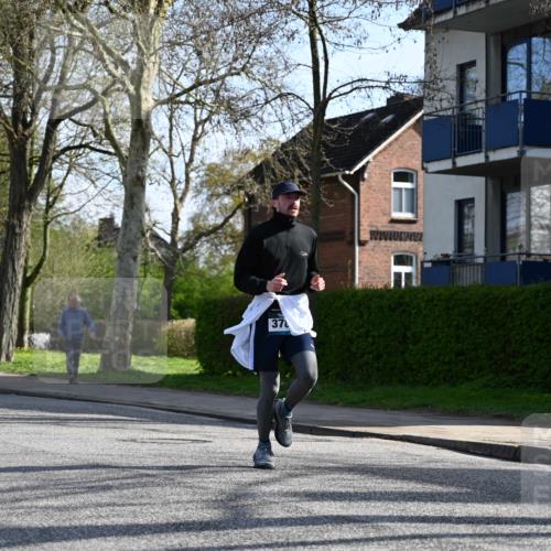 12.04.2026 - 45. Internationalen Wilhelmsburger Insellauf J. Mangold http://msf.ph/oto/9458324 12.04.2026 10:35:50 Ziel 4521, 5731, 5950, 5042, 4050, 5589, 3084, 3516, 3221, 2192, 3731, 4118, 4190, 4439, 4172, 4172, 4030, 5291, 2446 meine-sportfotos.de