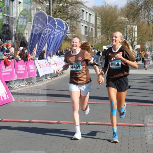 12.04.2026 - 45. Internationalen Wilhelmsburger Insellauf Strokosch-Dieckow http://msf.ph/oto/9458339 12.04.2026 11:04:45 Ziel 2664, 5792, 4059, 4489, 4686 meine-sportfotos.de