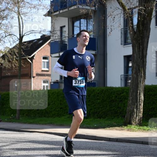 12.04.2026 - 45. Internationalen Wilhelmsburger Insellauf J. Mangold http://msf.ph/oto/9458380 12.04.2026 10:35:57 Ziel 4050, 5589, 3084, 3516, 3221, 2192, 3731, 4118, 4190, 4439, 4172, 4030, 5291, 2446, 2090, 5691, 3796 meine-sportfotos.de