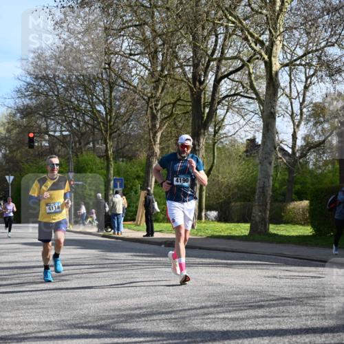 12.04.2026 - 45. Internationalen Wilhelmsburger Insellauf J. Mangold http://msf.ph/oto/9458405 12.04.2026 10:36:01 Ziel 3084, 3516, 3221, 2192, 3731, 4118, 4190, 4439, 4172, 4030, 5291, 2446, 2090, 5691, 3796, 2582 meine-sportfotos.de
