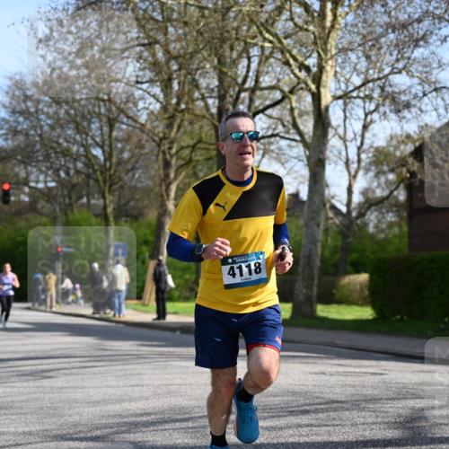 12.04.2026 - 45. Internationalen Wilhelmsburger Insellauf J. Mangold http://msf.ph/oto/9458430 12.04.2026 10:36:03 Ziel 3221, 2192, 3731, 4118, 4190, 4439, 4172, 4030, 4030, 5291, 2446, 2090, 5691, 3796, 2582, 3629, 3894 meine-sportfotos.de