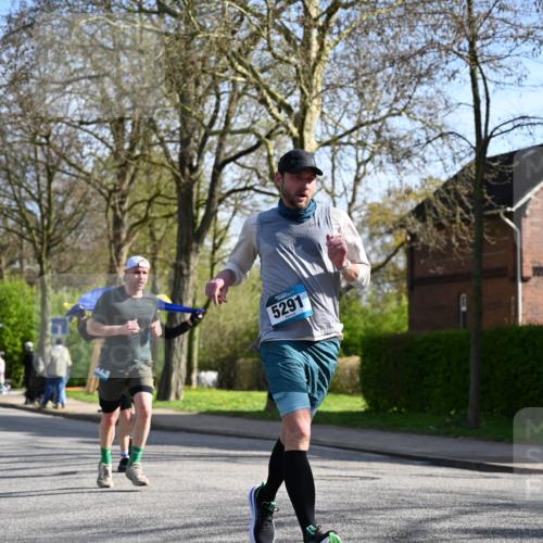 12.04.2026 - 45. Internationalen Wilhelmsburger Insellauf J. Mangold http://msf.ph/oto/9458476 12.04.2026 10:36:15 Ziel 4190, 4439, 4172, 4030, 5291, 2446, 2090, 5691, 3796, 2582, 3629, 3894, 4544, 3230, 4978 meine-sportfotos.de