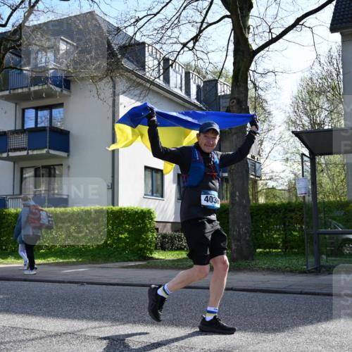 12.04.2026 - 45. Internationalen Wilhelmsburger Insellauf J. Mangold http://msf.ph/oto/9458516 12.04.2026 10:36:19 Ziel 4190, 4439, 4172, 4030, 5291, 2446, 2090, 5691, 3796, 2582, 3629, 3894, 4544, 3230, 4978, 5567 meine-sportfotos.de