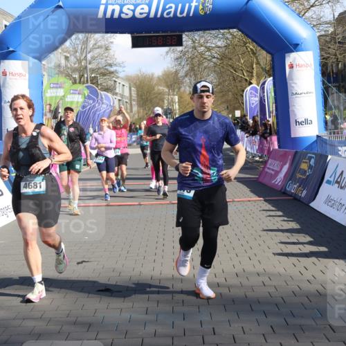 12.04.2026 - 45. Internationalen Wilhelmsburger Insellauf Strokosch-Dieckow http://msf.ph/oto/9458684 12.04.2026 10:48:31 Ziel 4415, 4681, 2373, 2384, 2442, 3631, 5578, 3414, 3307, 4882, 2053, 4563, 4866 meine-sportfotos.de
