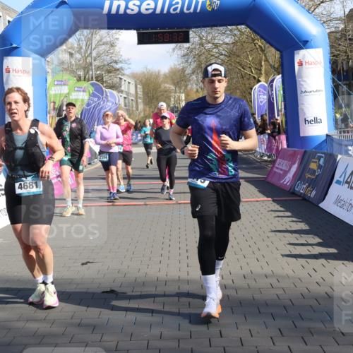 12.04.2026 - 45. Internationalen Wilhelmsburger Insellauf Strokosch-Dieckow http://msf.ph/oto/9458702 12.04.2026 10:48:31 Ziel 4415, 4681, 2373, 2384, 2442, 3631, 5578, 3414, 3307, 4882, 2053, 4563, 4866 meine-sportfotos.de
