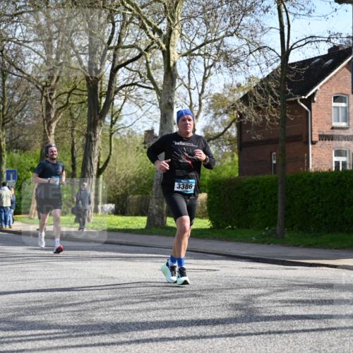12.04.2026 - 45. Internationalen Wilhelmsburger Insellauf J. Mangold http://msf.ph/oto/9458850 12.04.2026 10:37:53 Ziel 2657, 4833, 5706, 2105, 4013, 3386, 5289, 2537, 2020, 5363, 2986, 5732, 3087, 4832, 2605, 2614, 4063, 3214, 2710 meine-sportfotos.de